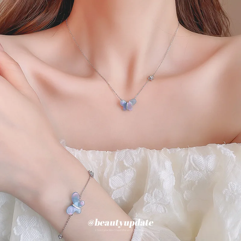 Korean zircon butterfly flower necklace fashion simple temperament collarbone chain light luxury niche high-end item decoration