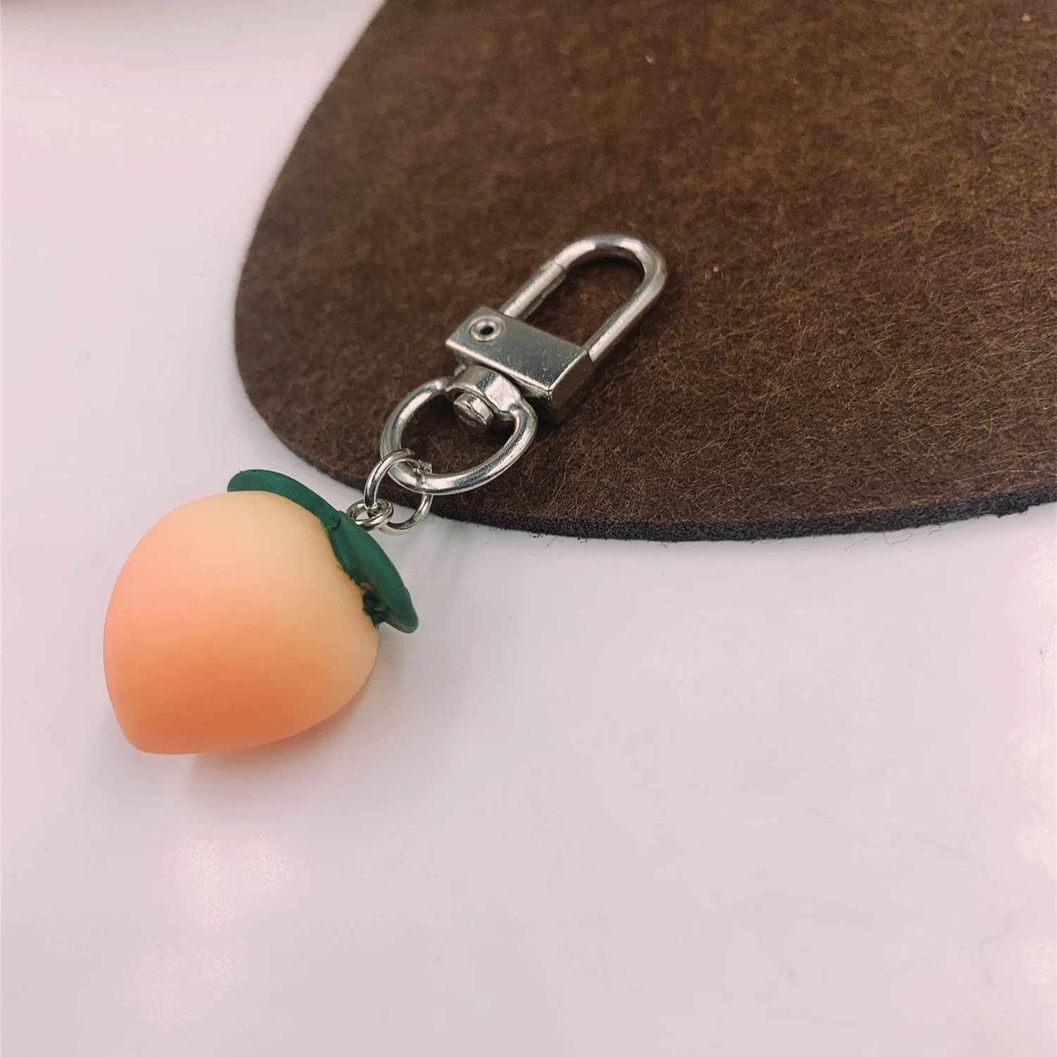 New Strawberries  Peaches  Oranges Fruit  keychain Men And Women Couple Key Chain Bag Pendant Wholesale