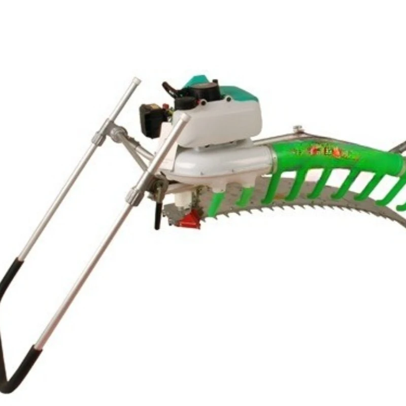 Ochiai V8-1140 double tea picker, two-stroke engine