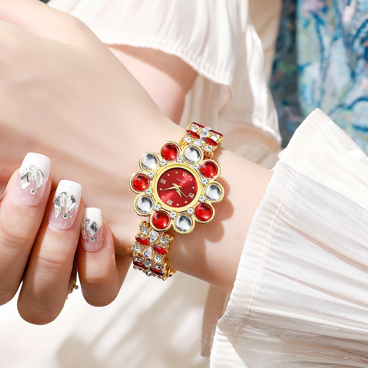 Luxury Rhinestone Women Watche - đánh giá và giá Luxury Watch Girl