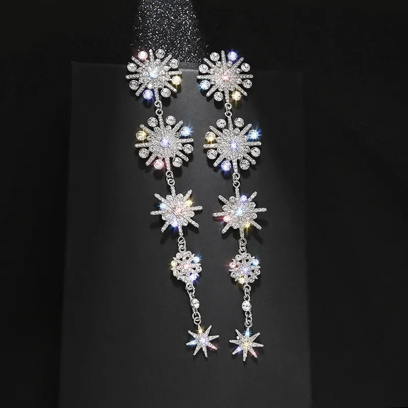 Shine Snowflake Rhinestone Drop Earrings for Women Long Tassel Star Crystal Earrings Weddings Engagement Jewelry Gift