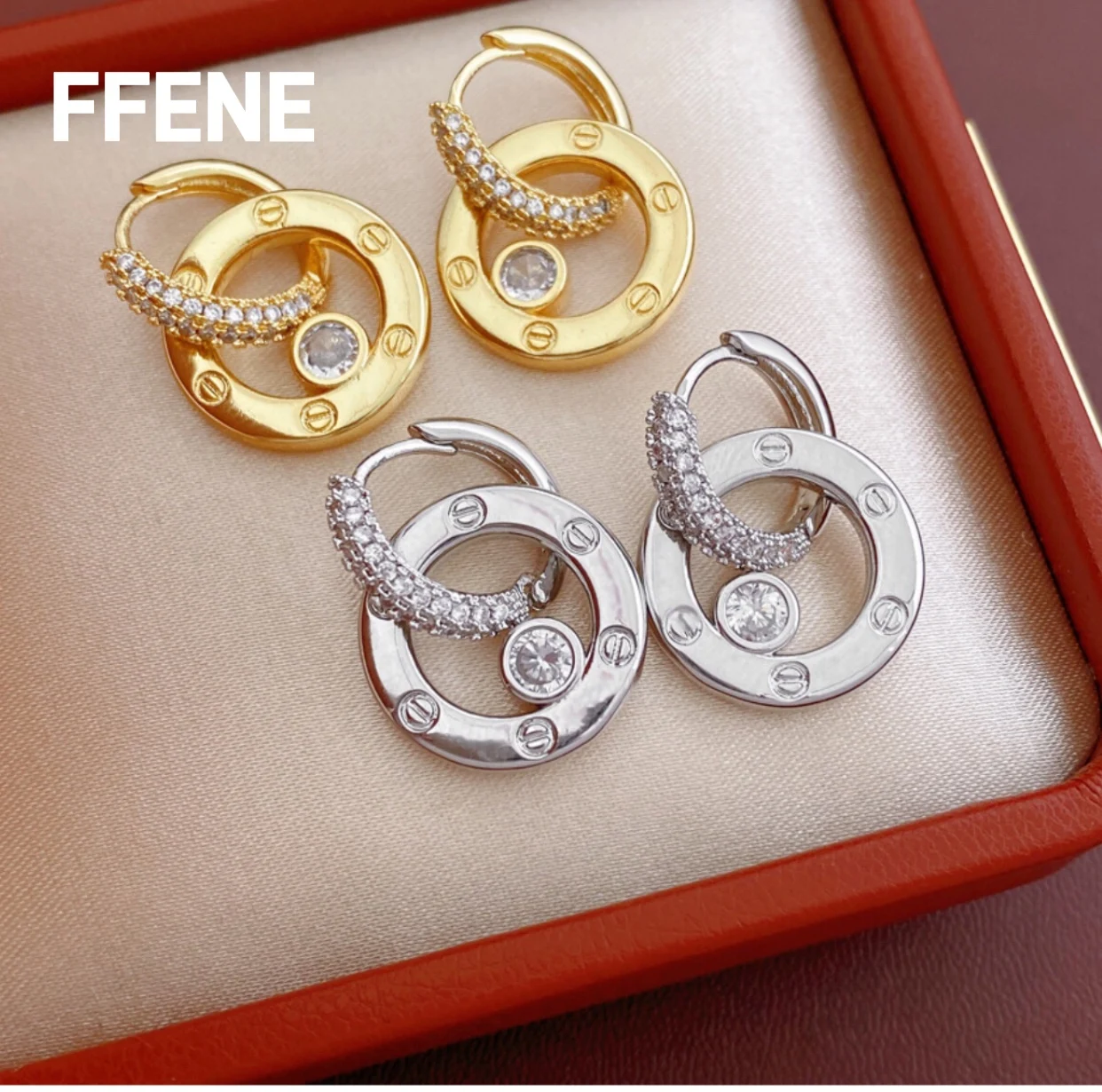 

[Classic] Electroplated zircon round ear clip cool style personality temperament earrings luxurious high-end earring 2026 new