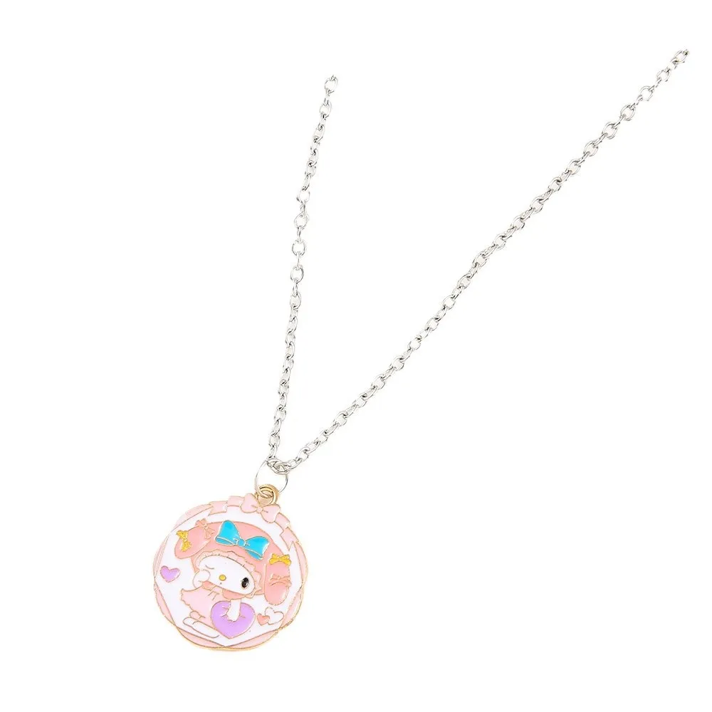 Miniso's personalized cartoon fashionable girl's heart high-end necklace design niche geometric love five-pointed star necklace