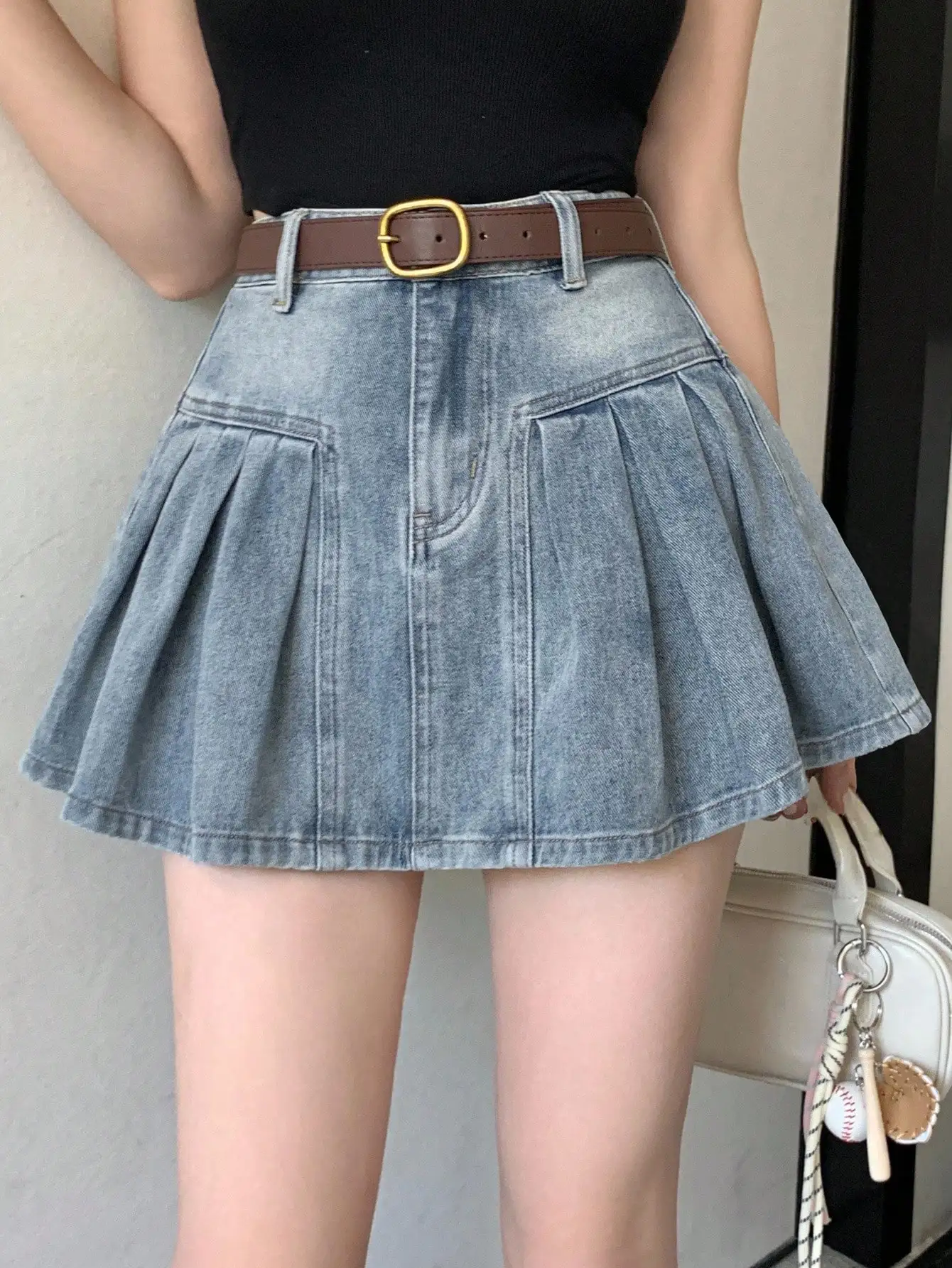 

Women's High-Waisted Pleated Denim Mini Skirt with Belt, Casual Summer Style