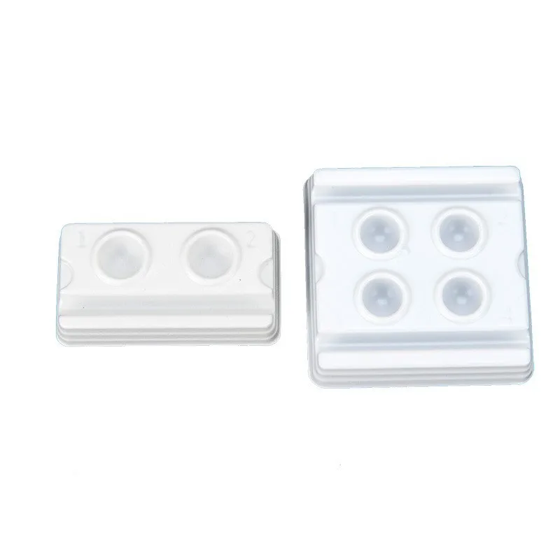 200pcs 2/4 Holes Dental Mixing Wells Trays Dental Supply Composite Adhesive Disposable Mixing plastic dispensing Trays