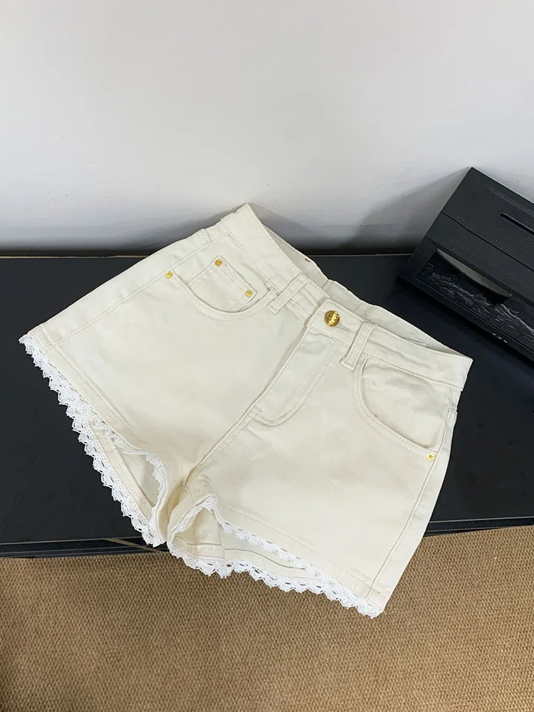 

Women's Slim Fit Lace Trim Denim Shorts High Waist Straight Leg Casual Summer Hot Pants mid Wash Jeans High Elasticity