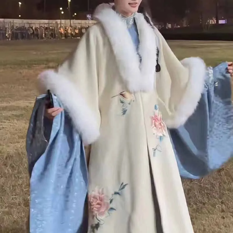 

Large Size 7XL Women Winter Hanfu Dress Chinese Ancient Traditional Ming Dynasty Hanfu White Thickened Long Coat with Blue Skirt