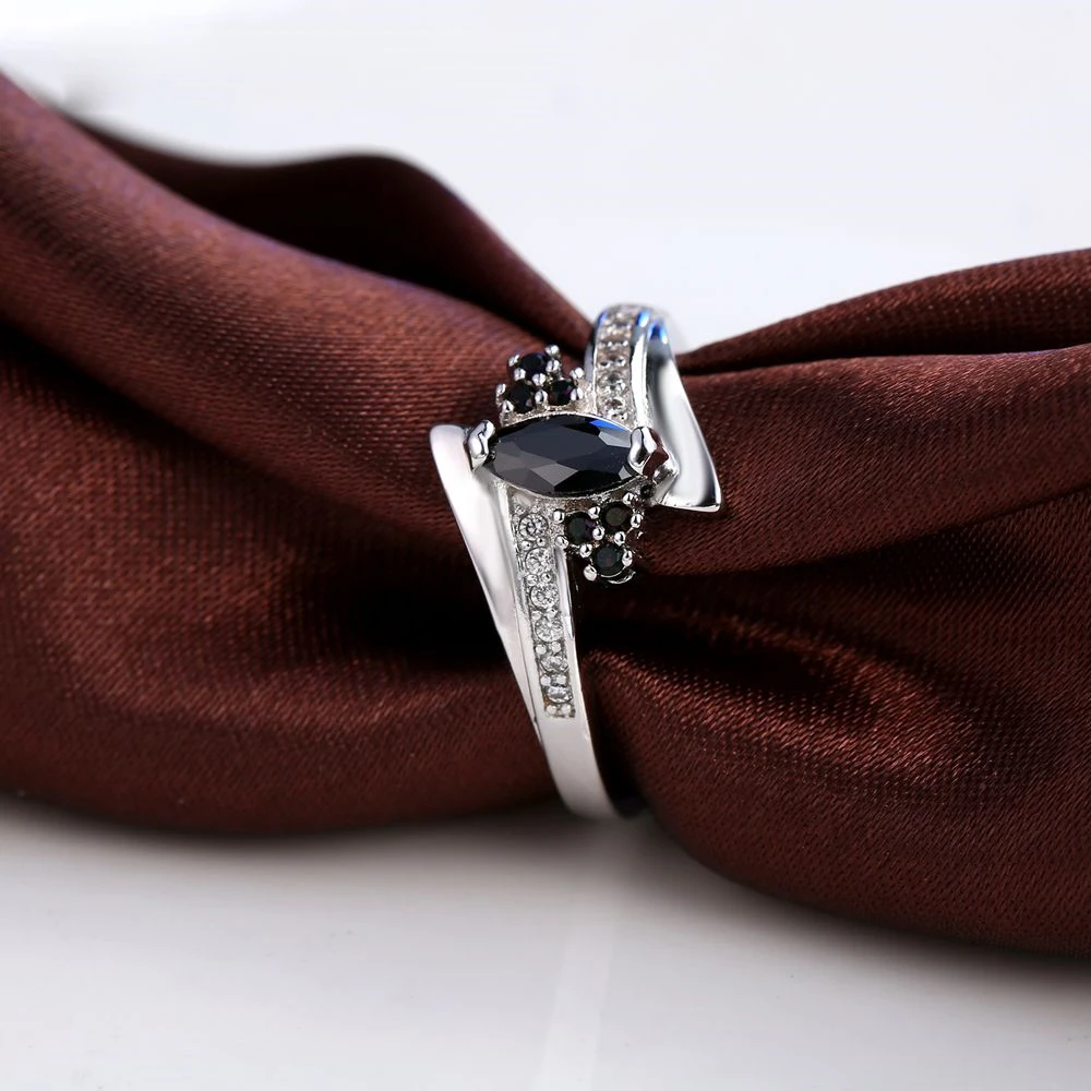 925 Sterling Silver Color Pierścionek zaręczynowy Biżuteria modowa Klasyczny styl Austriacki kryształ Prong Setting Kobiety Dziewczyny Hurtownia — zdjęcie 3