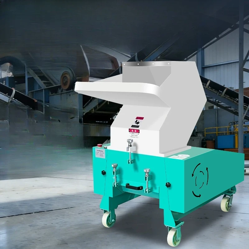 

Crusher scrap material particle crushing machine