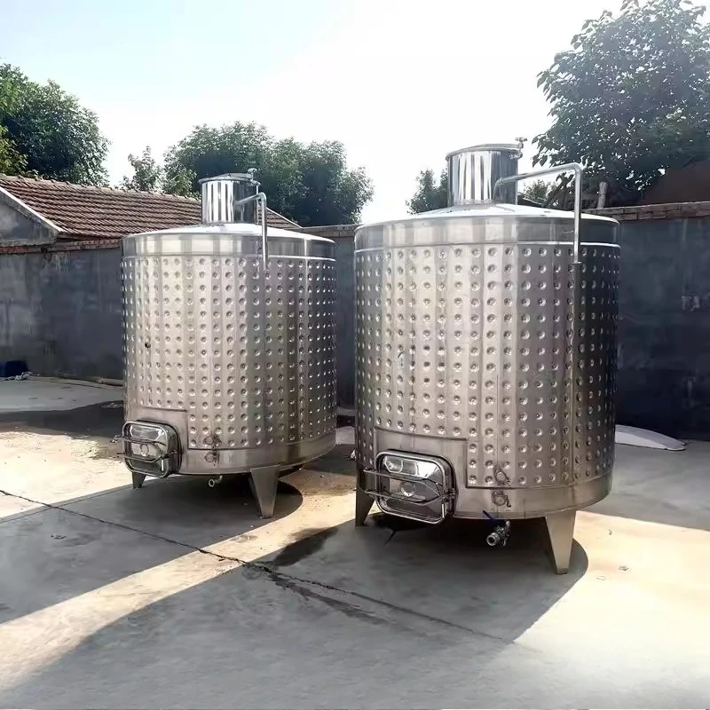 

Production of wine constant temperature leavening preparation, refrigerant storage tank for wine
