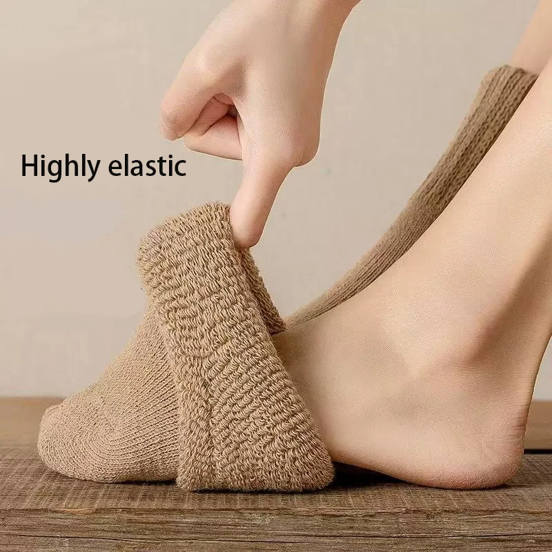 5 Paar Damen-Winter-Warmsocken, knöchelhoch, mit Fleece gefüttert, dick, kältebeständig, einfarbig, lockere Passform, hohe Qualität. – Detail 1