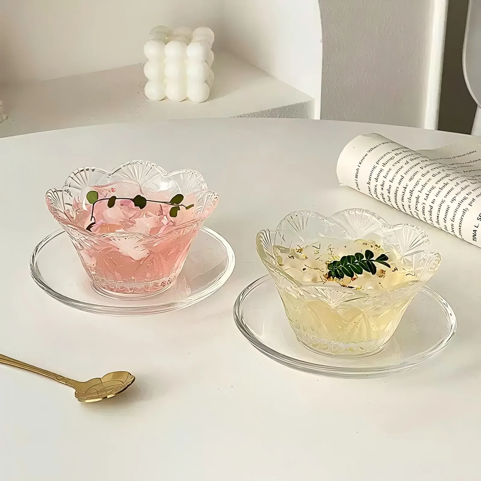 Flower Shape Embossed Glass Dessert Bowl Home Breakfast Bowl Yogurt Ice Cream Bowls Dessert Plate Simple Tableware Supplies