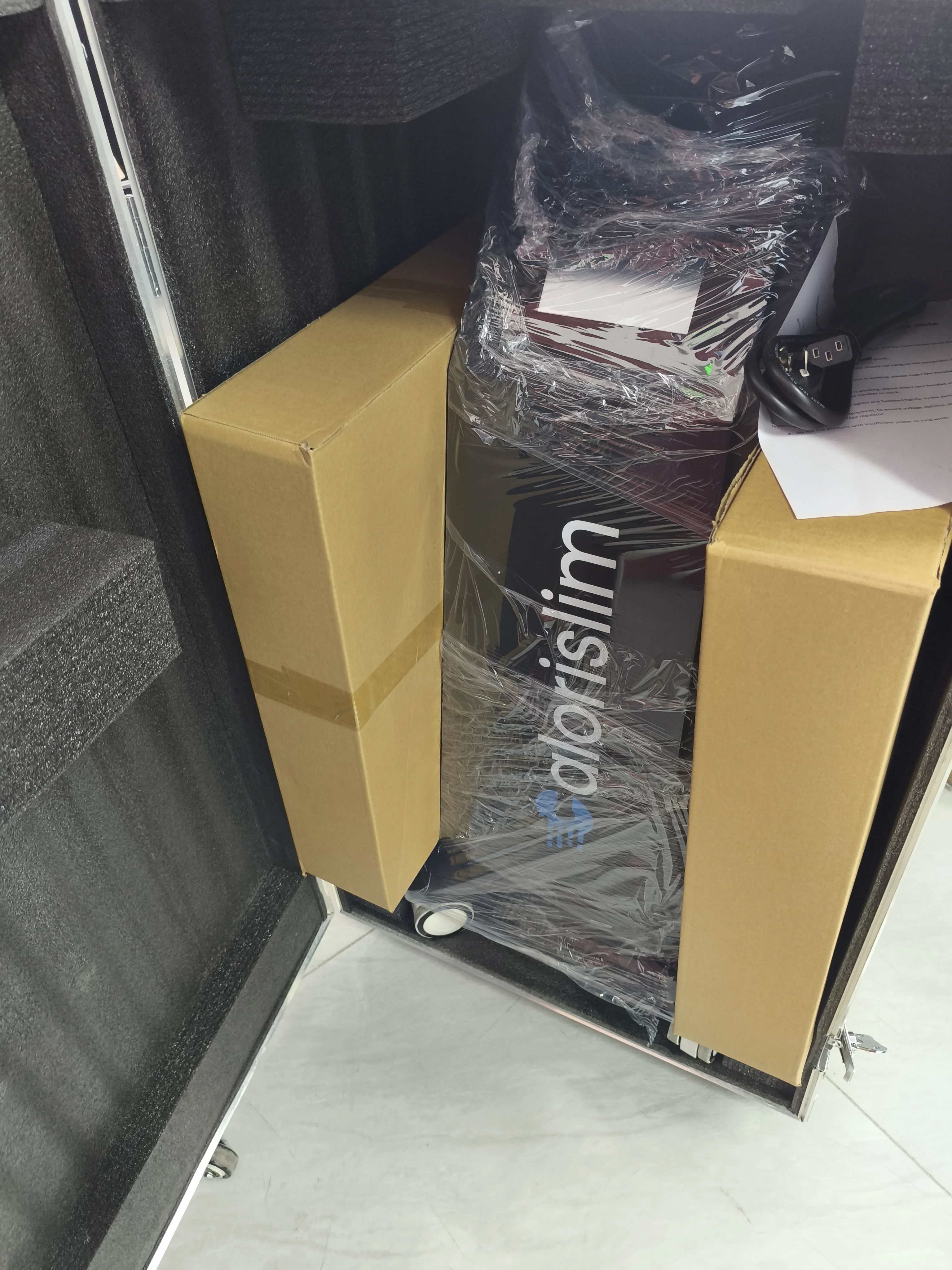 

Аппарат MYOslim Neo EMS для коррекции фигуры, снижения веса и наращивания мышечной массы