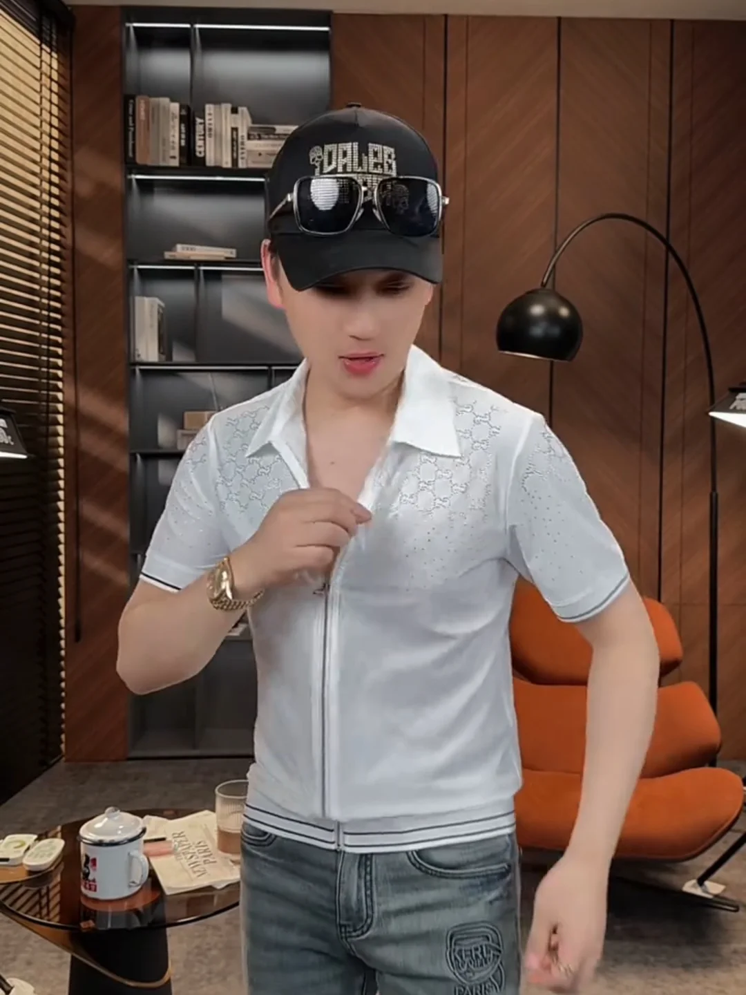 

Summer Men's New Flip-Collar Zipper Short Sleeve High-Quality Trendy Versatile Premium Feel Personality Handsome Jacket 2610