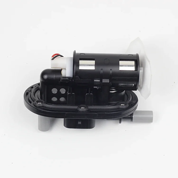 500cc motorcycle engine fuel pump  gasoline oil pump for Benelli Leoncino 500  BJ500 TRK502 TRK502X