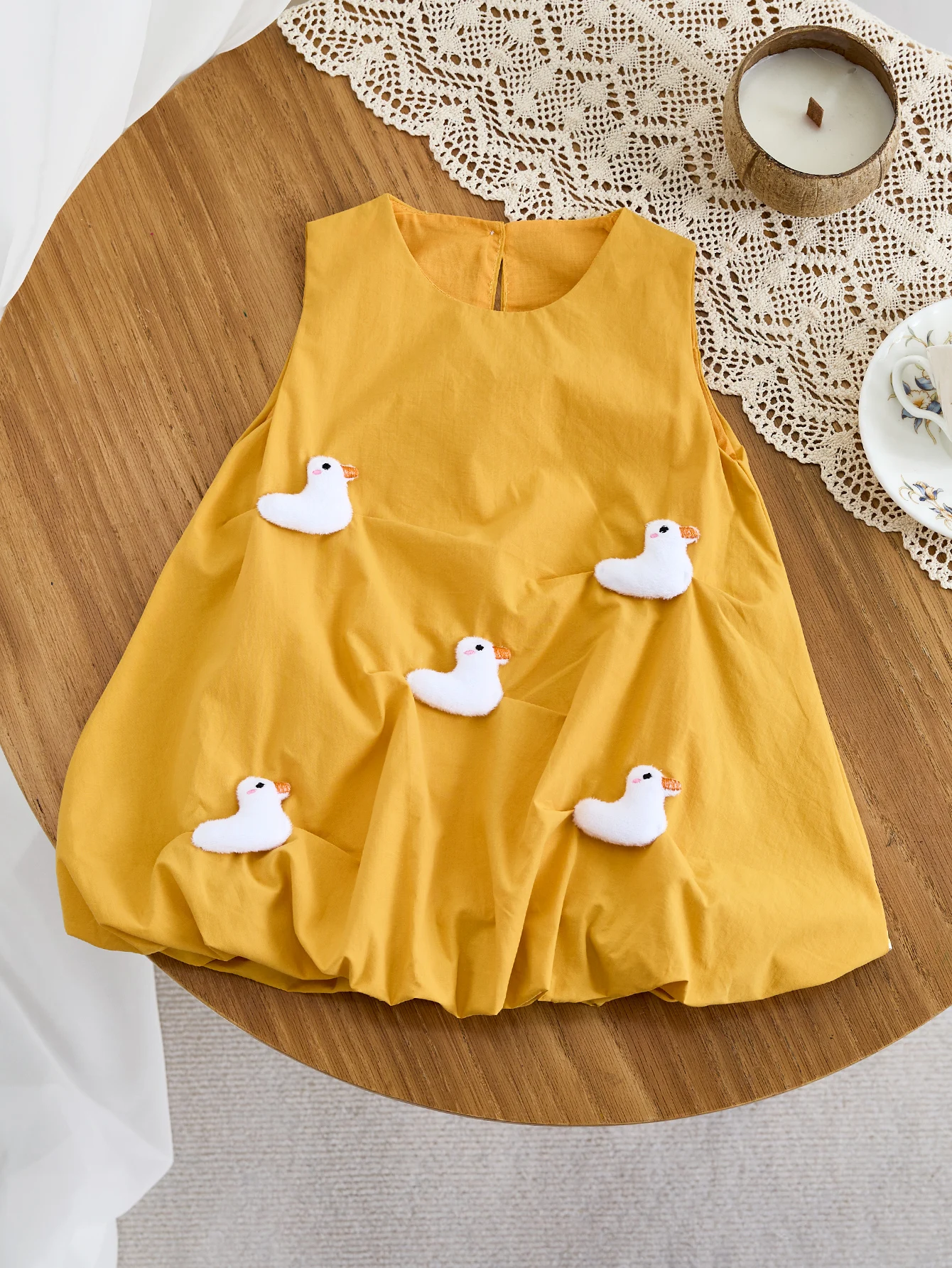 verao-bebe-menina-pequeno-pato-amarelo-vestido-sem-mangas-vestido-casual-de-ferias