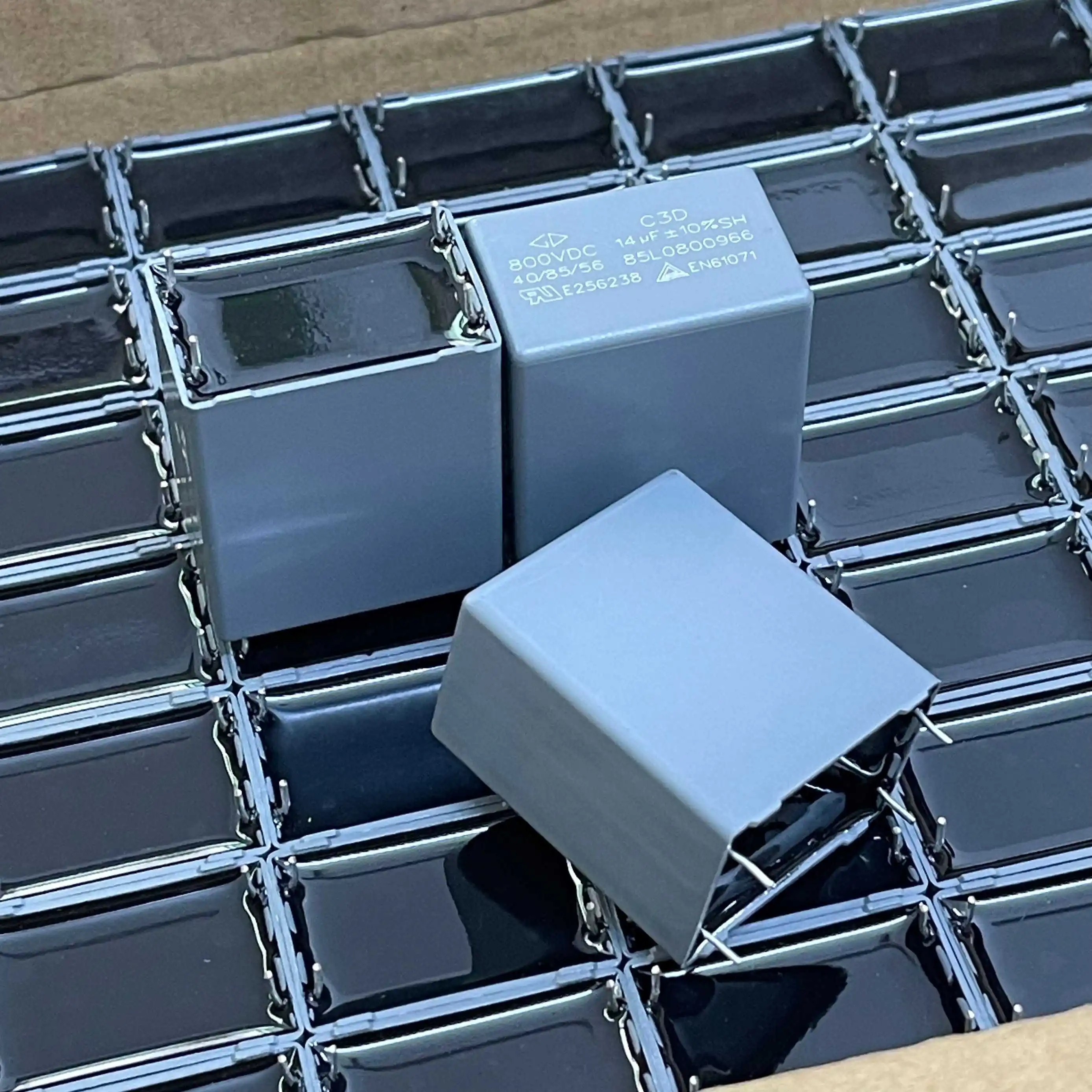 

5 шт./лот 14 мкФ 800 В 800 В постоянного тока C3D2K146KB02382 платиновый защитный пленочный конденсатор с отключением машины