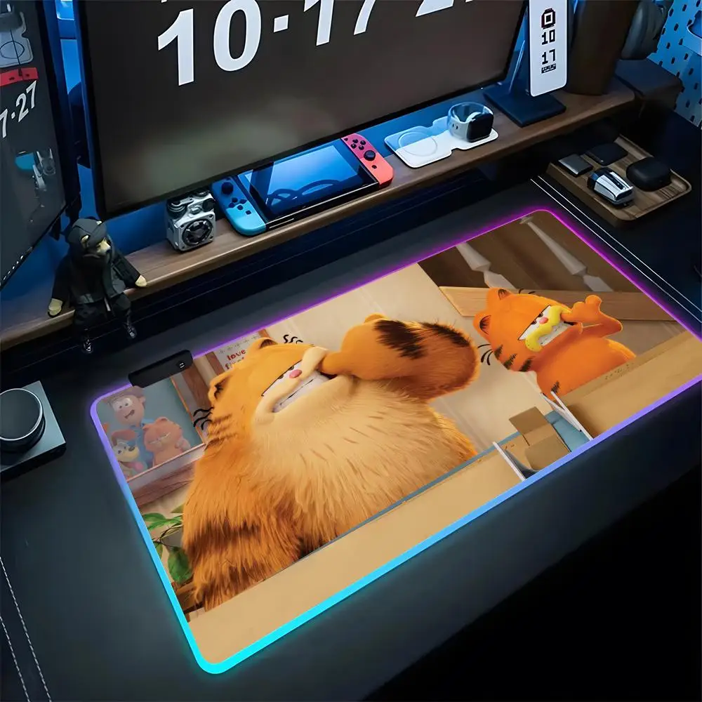 

GarfieldES Mouse Pad Gaming LED Mouse Mat xxl 900x400 Mousemats Table Pads PC Desk Mat RGB Keyboard Mat XXL