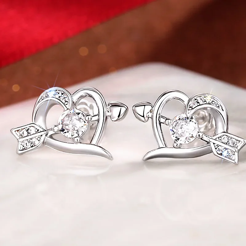 2024 New High-end Heart-shaped Design Earrings for Women, Fashionable Personality, Spicy Girls, Trendy Jewelry and Accessories