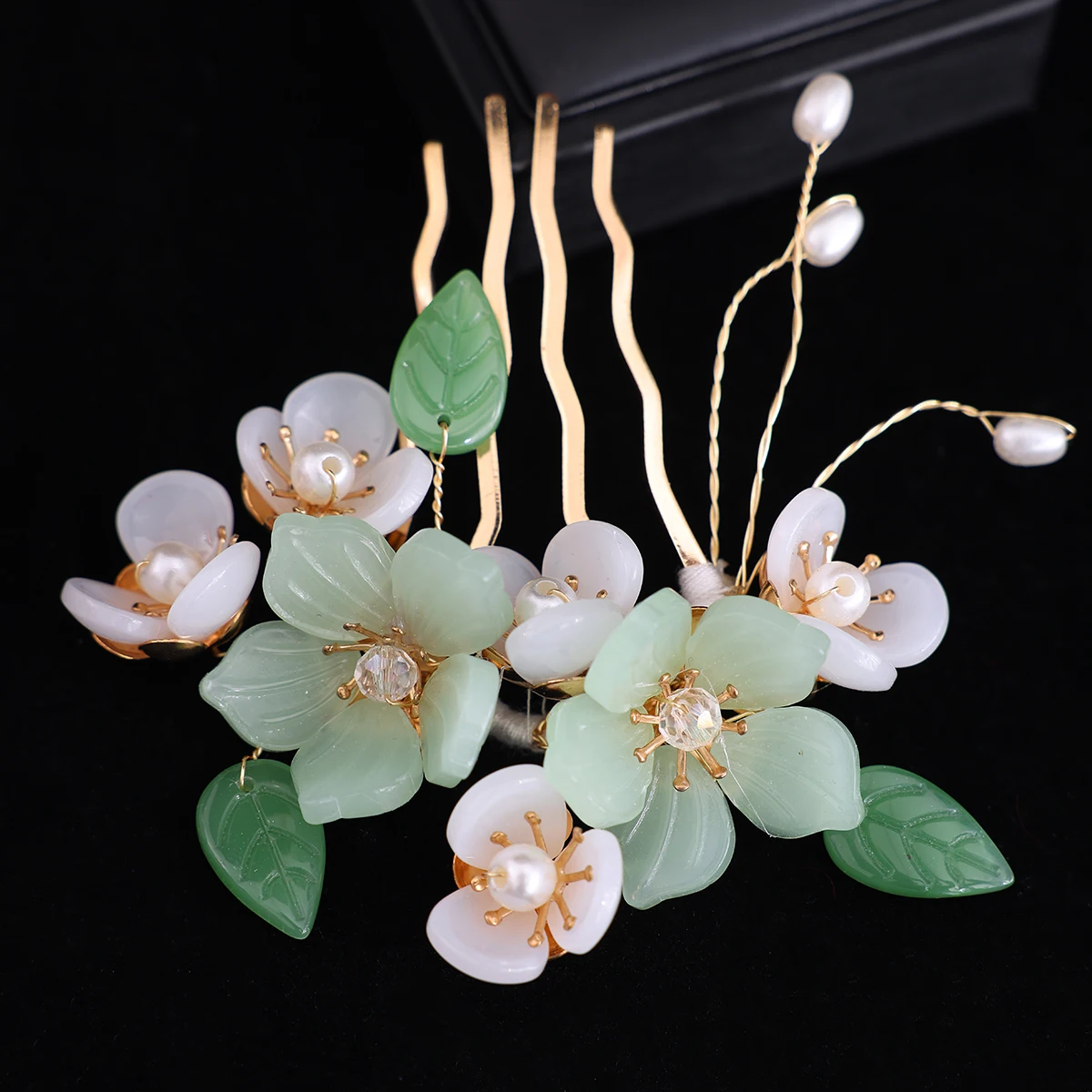 Vintage Handmade ดอกไม้ไข่มุกหวีผมสําหรับเจ้าสาวงานแต่งงานอุปกรณ์เสริมผม Headpiece Party Pageant ของขวัญ