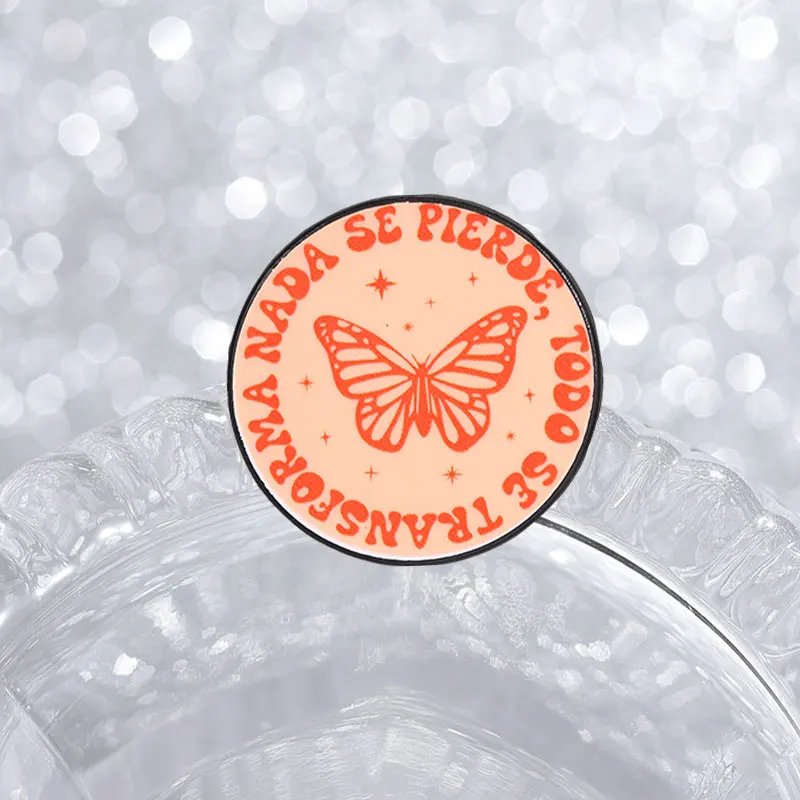 Poetic Nada Se Pierde Schmetterling Emaille-Abzeichen Retro-Typografie Runder Anstecker Legierungs-Brosche Revers-Rucksack-Schmuck Geschenk als Souvenir – Detail 5