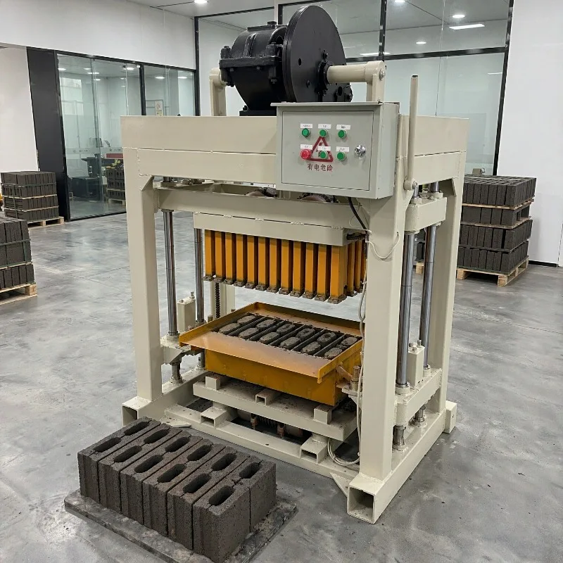 Semi Automatic Cement Brick Making Machine Efficient Cement Sand Aggregate Forming for Custom Brick Sizes and Shapes