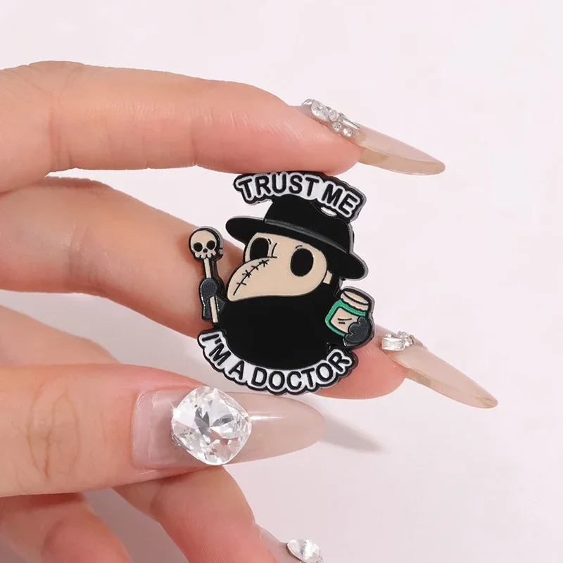 Trust Me I\'m A Doctor Brooch Enamel Pins Halloween Punk Wizard Metal Brooches Clothes Lapel Badge Jewelry Gift for Kids Friends