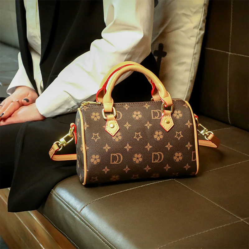 

2026 New Retro Monogram Pillow Bag Women Boston Handbag Crossbody Mini Bag Luxury Design