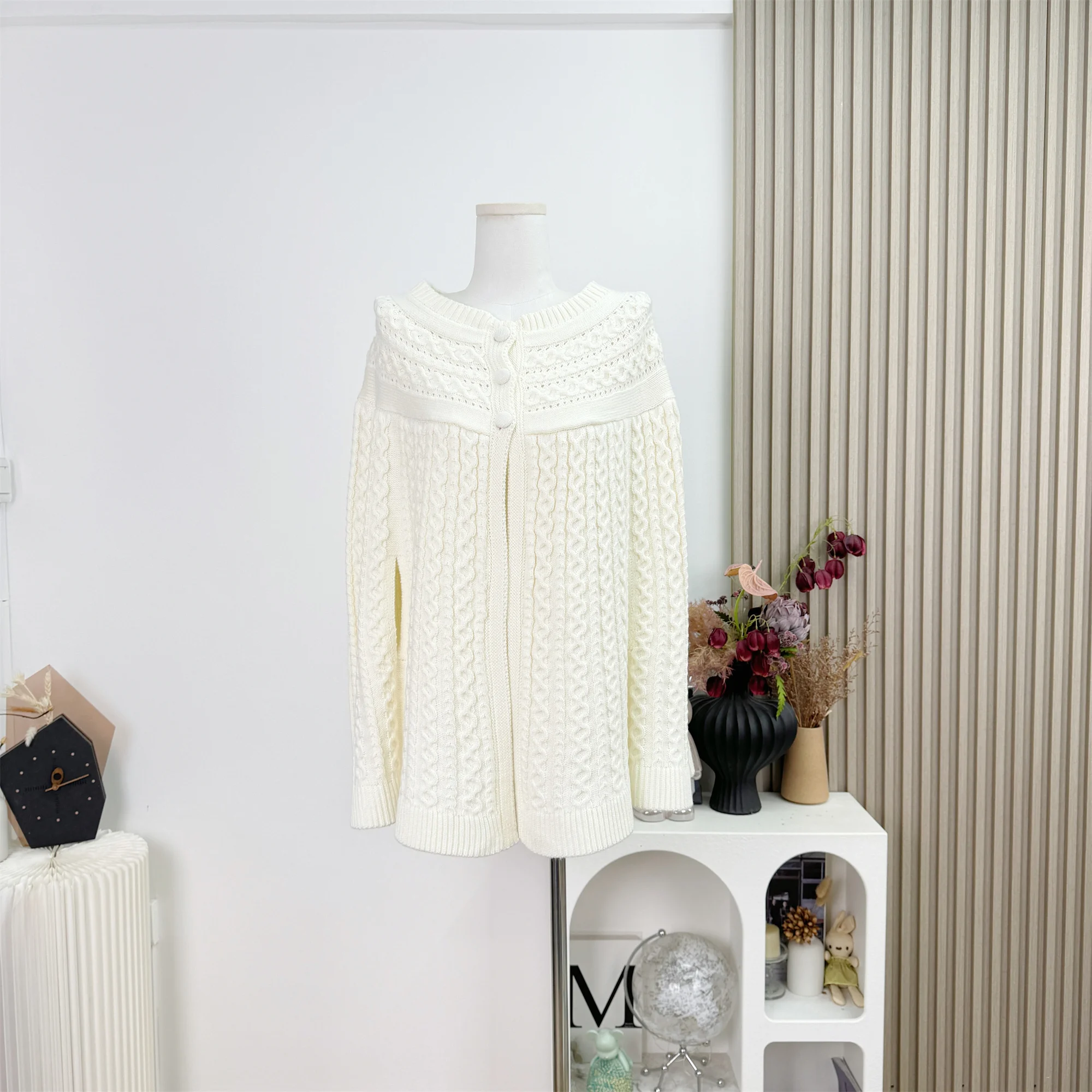 

Осень-зима 2025 г., свитер с лацканами, пальто для женщин, однотонный свободный стиль, вязаный кардиган, женский элегантный трикотаж, верхняя одежда F381