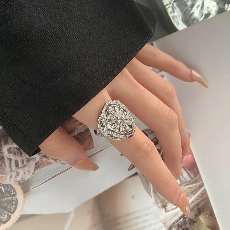 2024 New Jewelry S925 Silver Plated 18K Gold Red Corundum Black Gold Personality Temperament Ring Women's Jewelry Ring