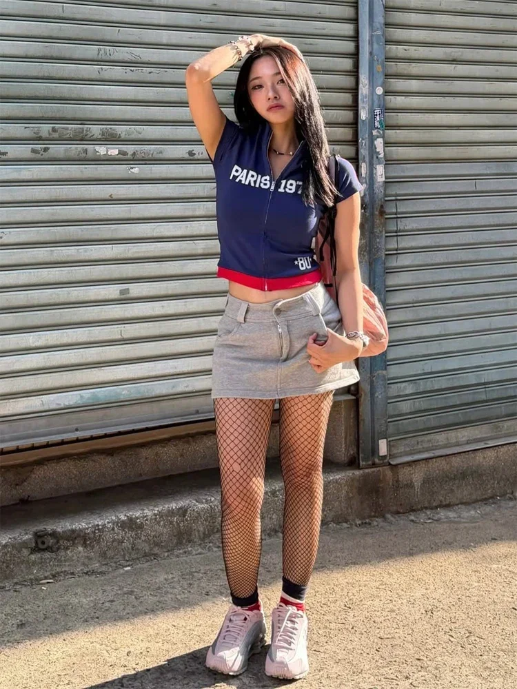 Casual Women's Printed Zip Up Crop Tops Chic Short Sleeves Round Neck Color Block Hem Blouse 2026 New Lady Commute Street Shirts