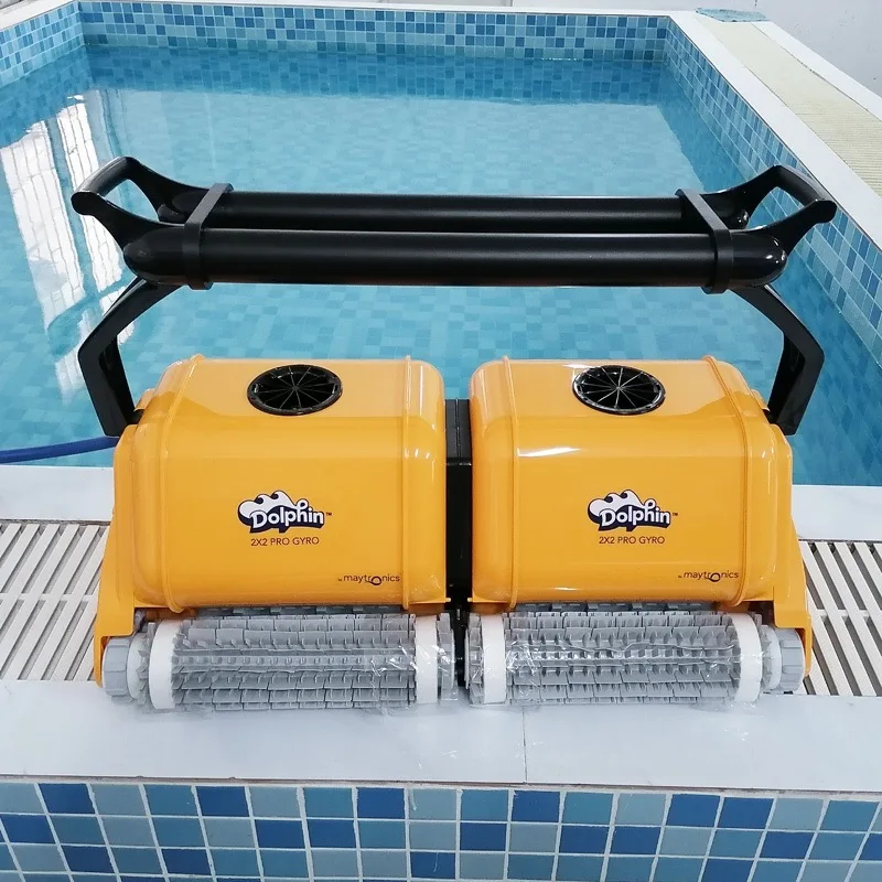 Robot Pool Vacuum Robot Clean Pool Dolphin 2X2 TWO MOTORS Robot Vacuum Cleaner Automatic Wet And Dry Mopping With Battery Power