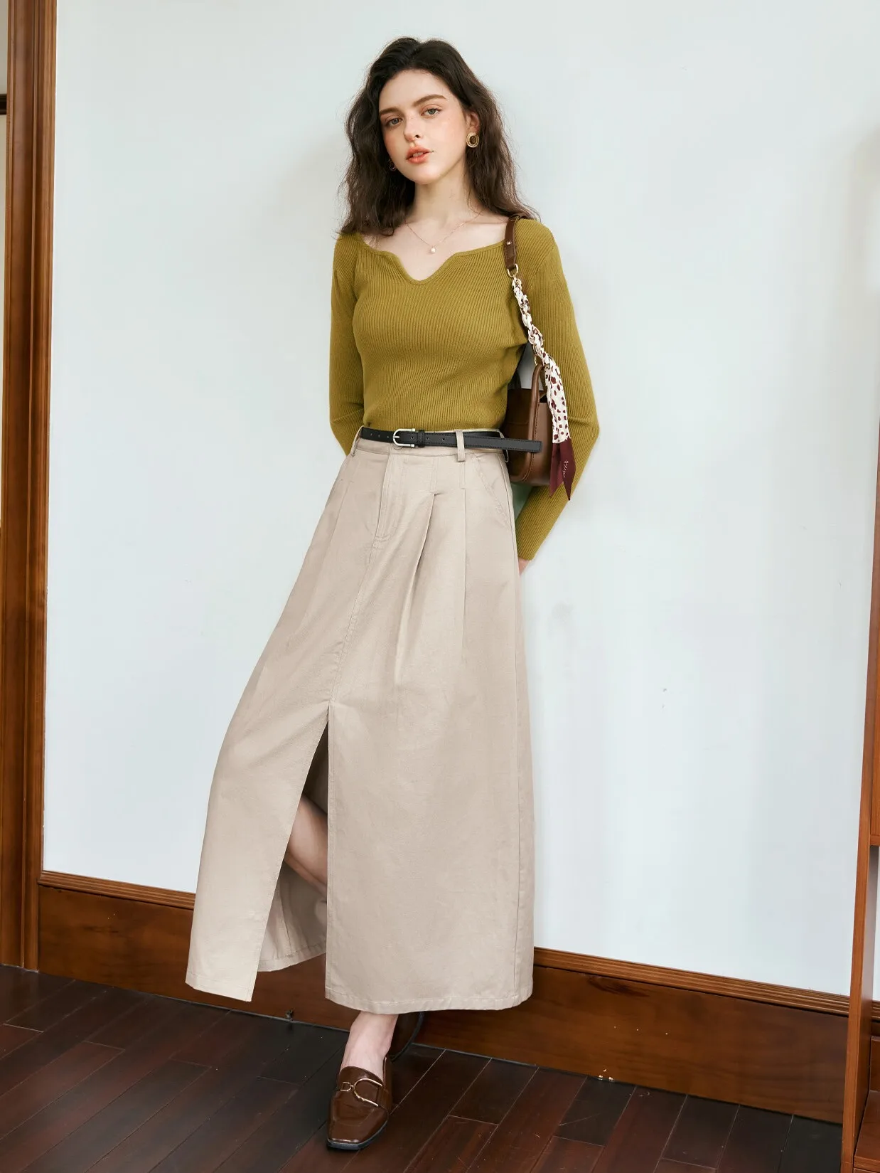 OLrain Pure Cotton Khaki Skirts Women 2025 Spring Summer Office Wear A-line Folds High Waist Slit Ladies Skirt M56QB93620