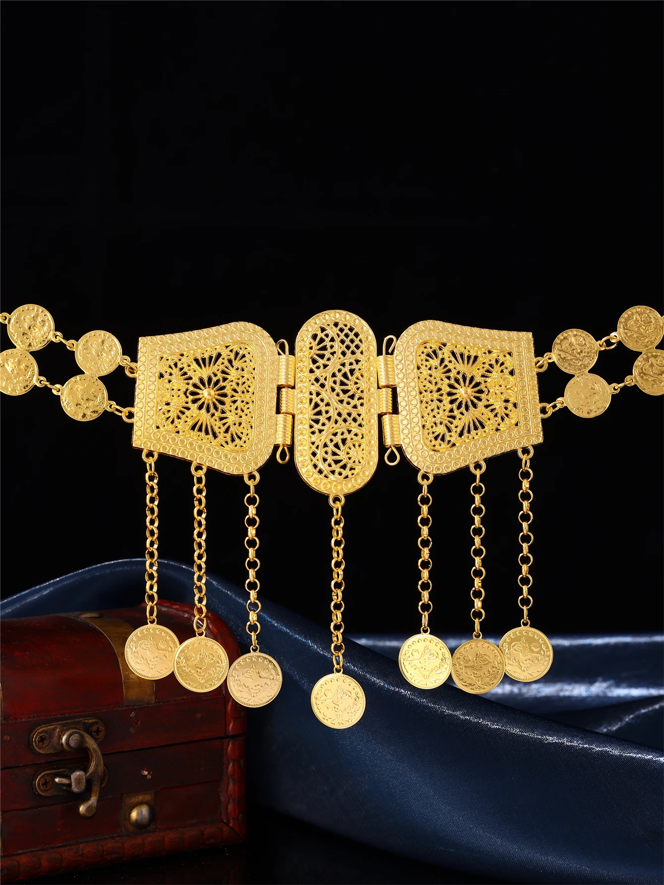 

Ретро-элегантный женский пояс-ремень, с ажурной резьбой и подвеской в виде турецкой монеты, украшение для праздничной одежды