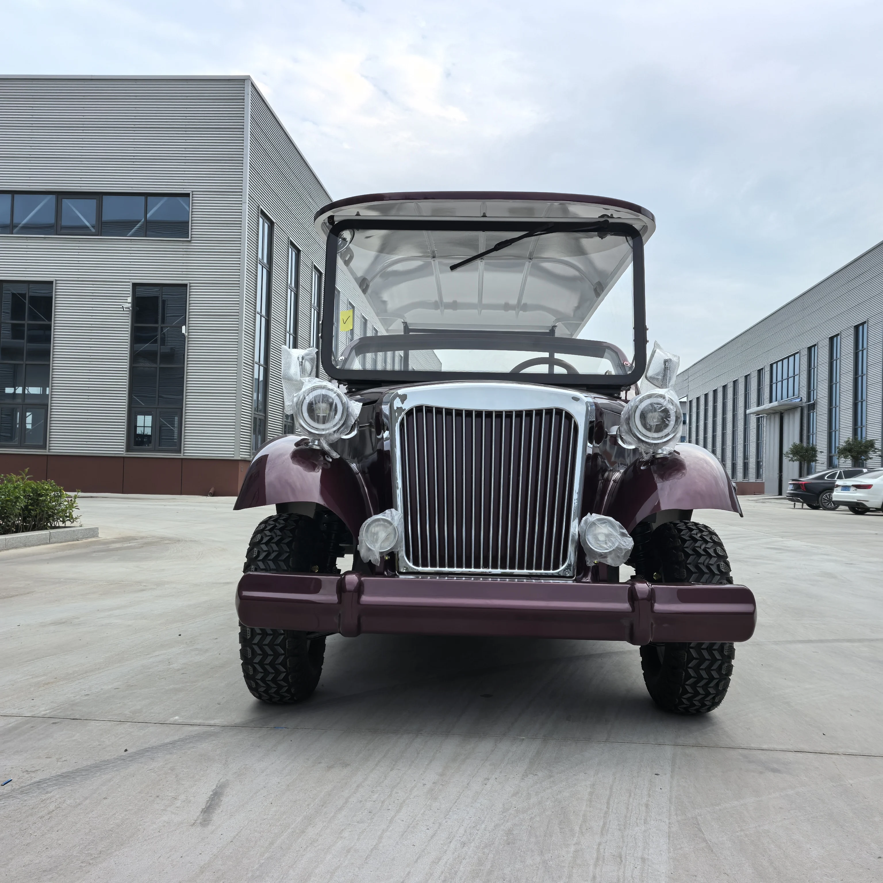 Classic Car Model with 11 Seating, Retro Electric Metal DY 72v, Inbol Smart Controller, 8-14 Seating