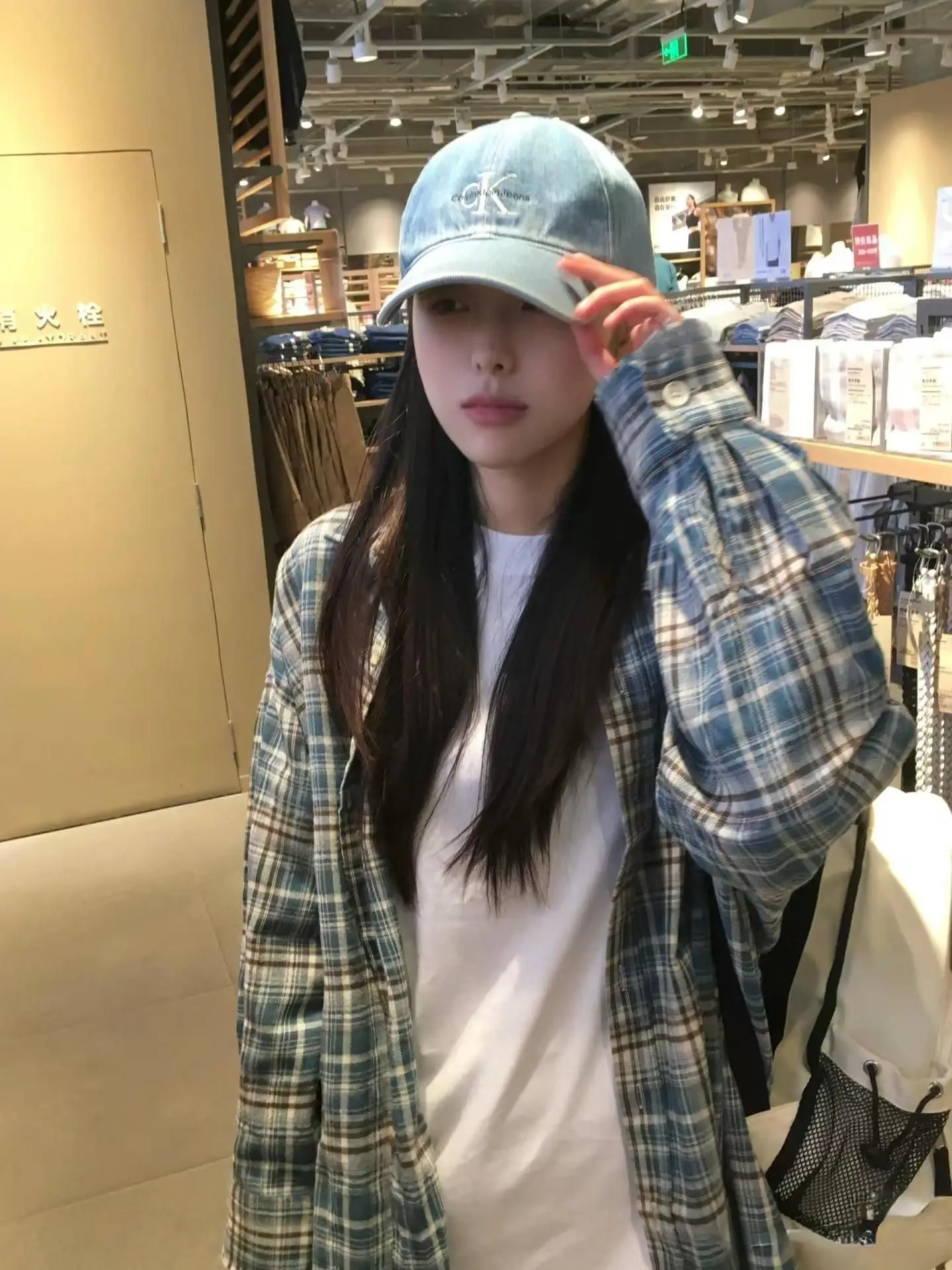 

Мужская весенне-осенняя куртка в американском стиле с бахромой и клетчатым узором, с длинными рукавами, с эффектом потертости, для пар, из хлопка и полиэстера