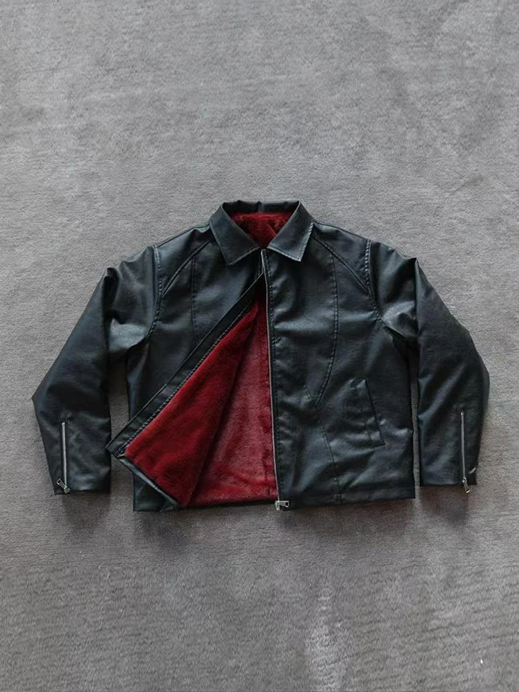 

Утепленная кожаная куртка мужская зимняя теплая модная молодежная приталенная на молнии с длинными рукавами однотонная Cleanfit