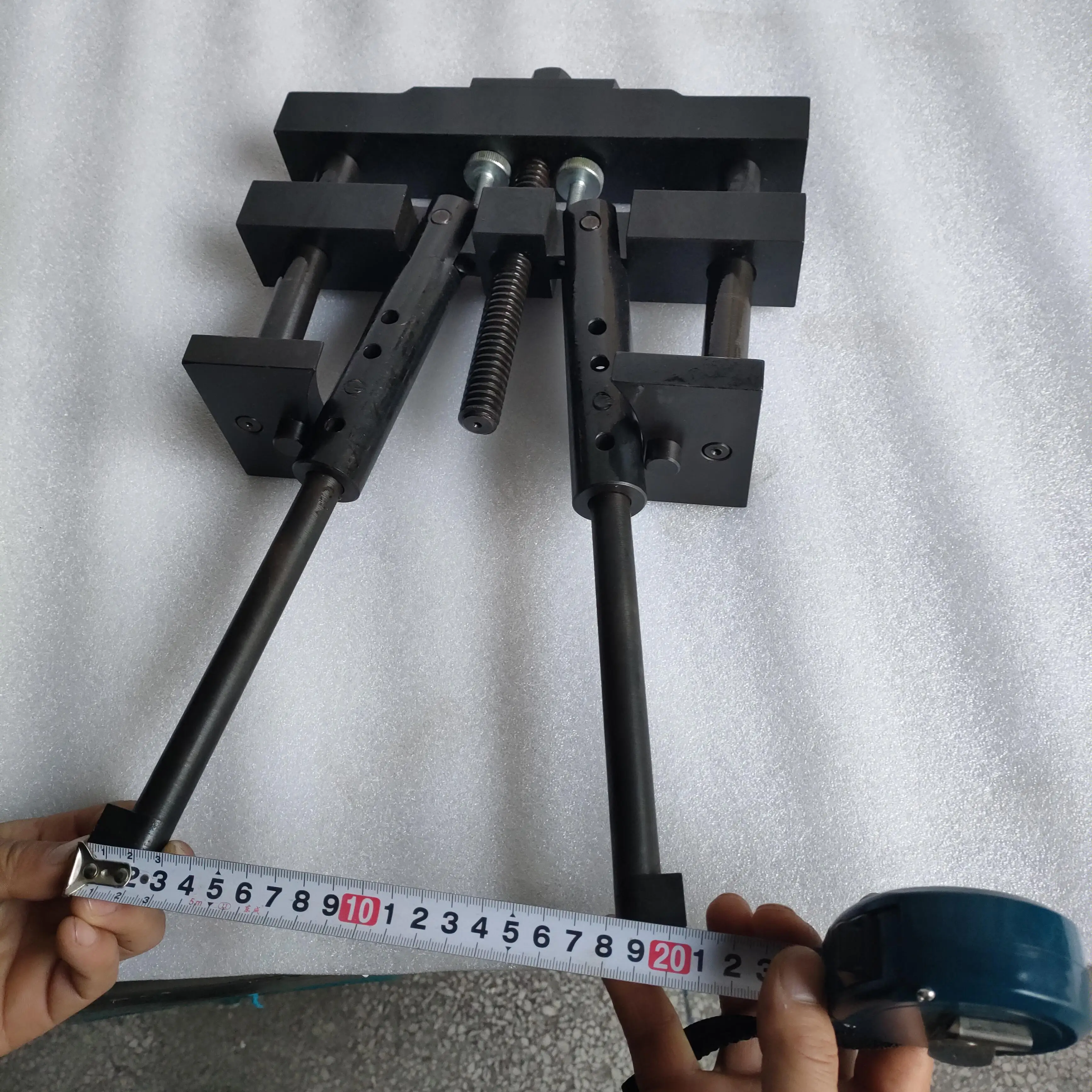 

Инструмент для снятия втулки гильзы двигателя 2025 года в сборе