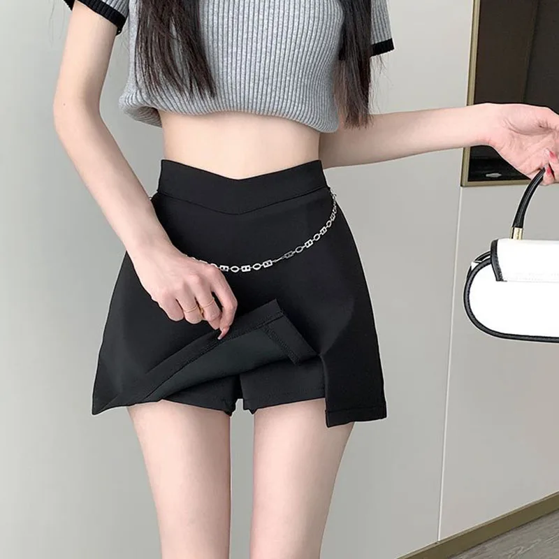 New Korean High Waist Mini Skirt Ladies Fashion Metal Chain Decorate Suit Short Skirt Women Sweet Cute Anti-Glare A-Line Skirts