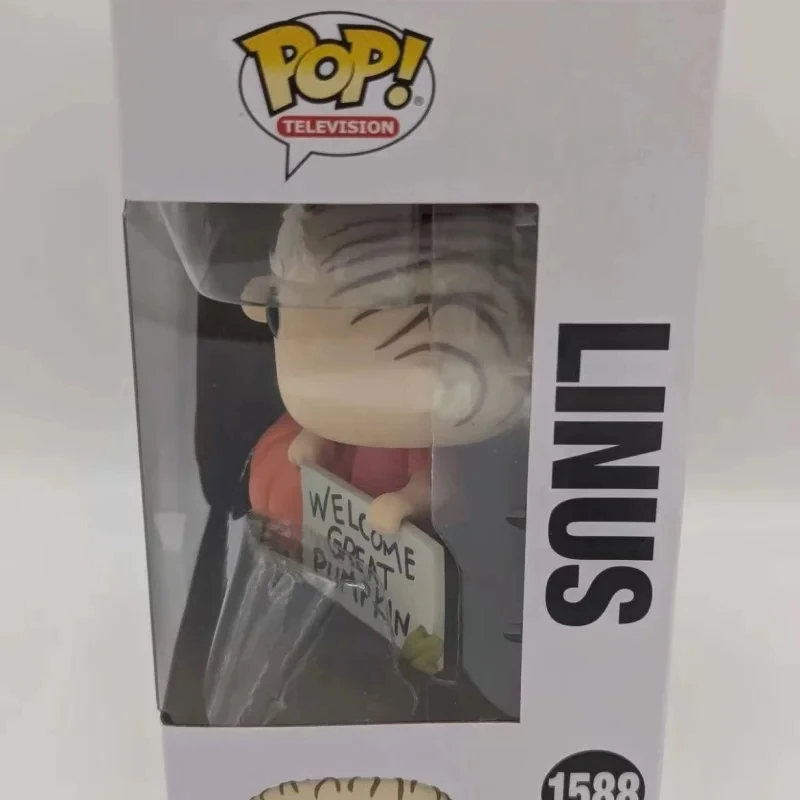 

Genuine Funko Pop Peanuts Linus And Pumpkin Action Figure Doll Snoopy 1588 Vinyl Sculpture Dolls Limited Collection Gift Toys