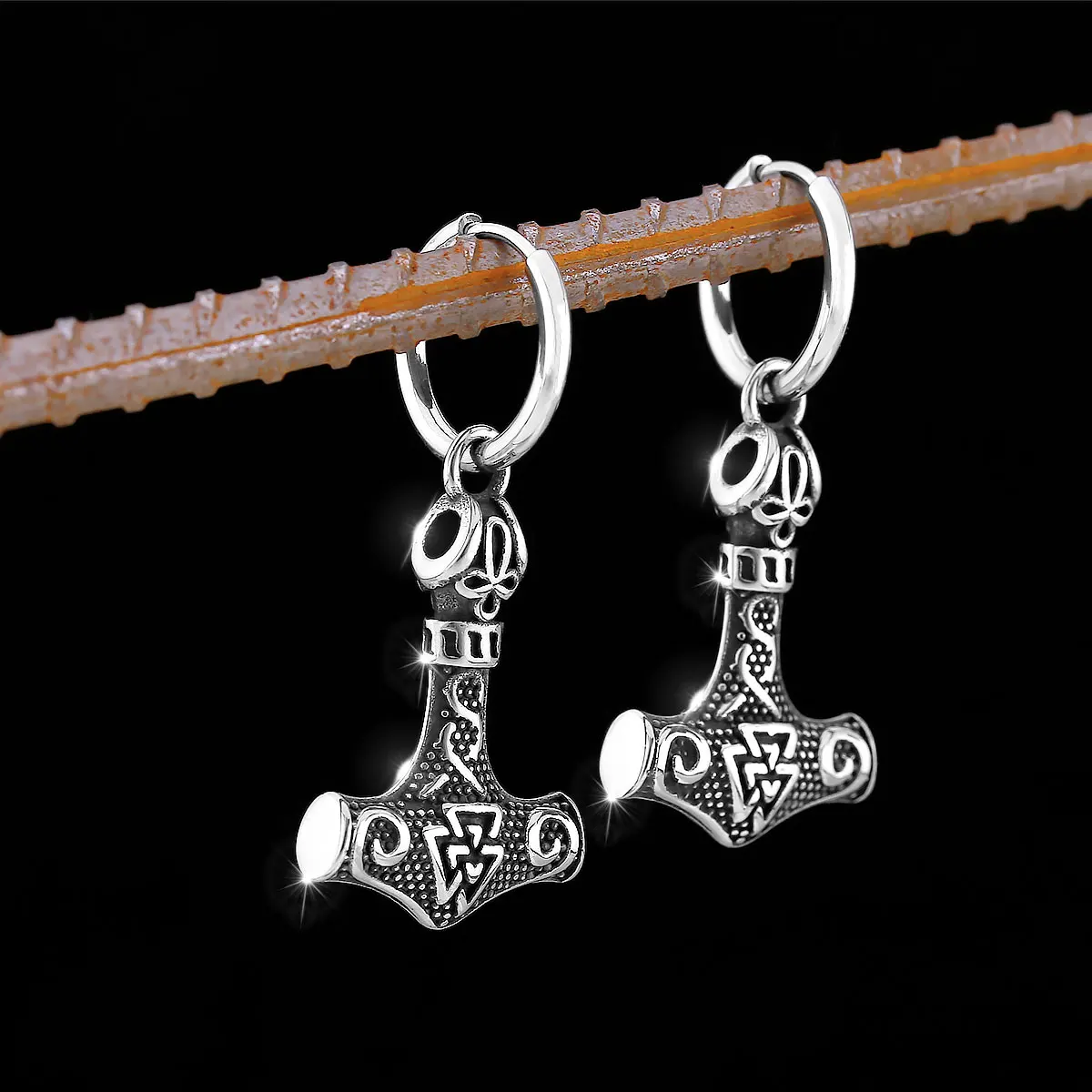 Men's Classic Stainless Steel Thor's Hammer Viking Earrings Fashion Vintage Amulet Jewelry Studs Teen Party Gifts Wholesale