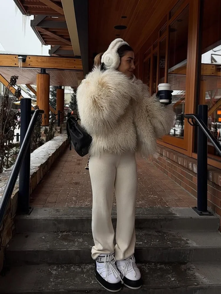 Lässige grüne Pelzjacke für Damen, schicker Kragen, lässige lose Jacke, 2025, Winter-Dame, neue tägliche modische Pendler-Straßen-Oberbekleidung