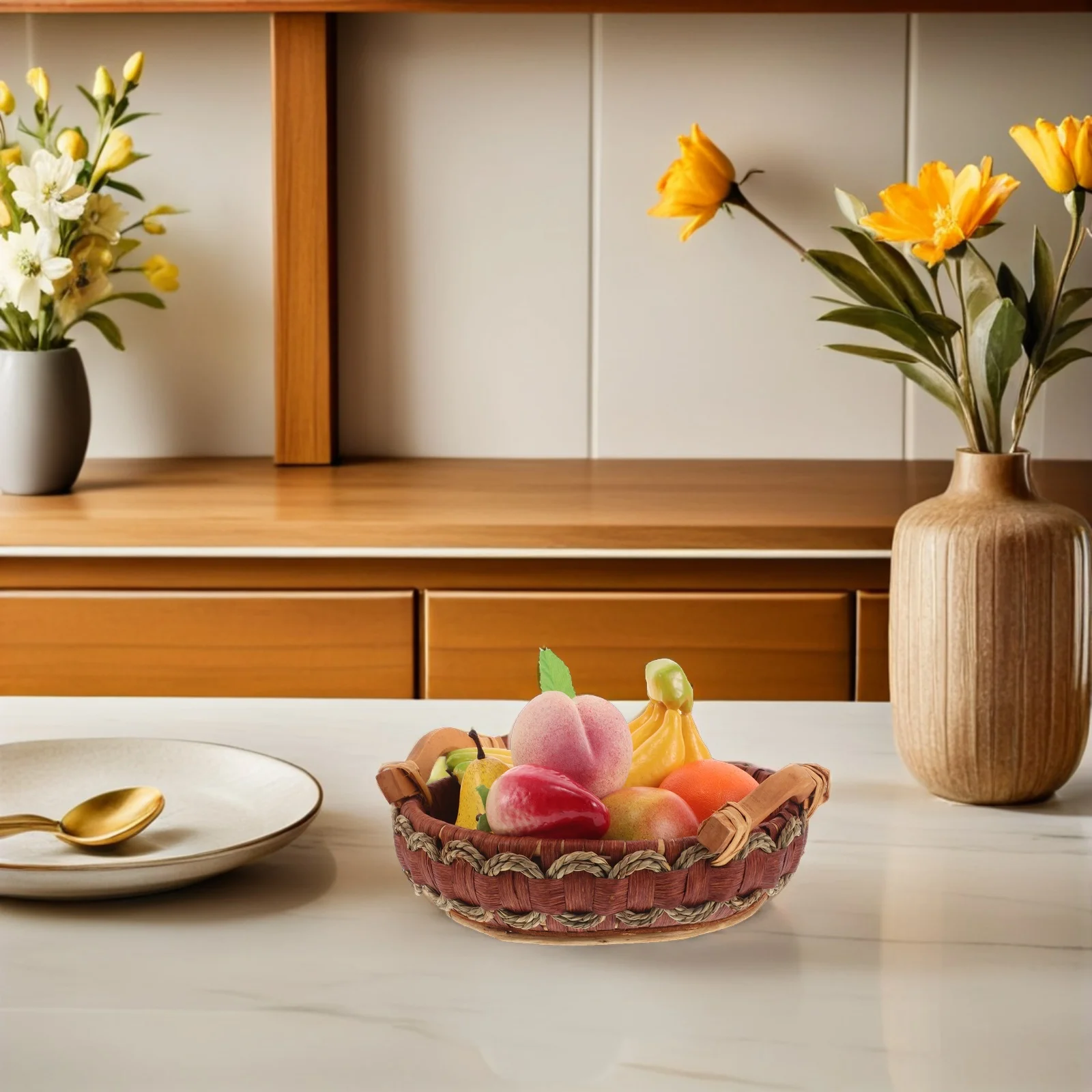 

Woven Wicker Bread Basket Round Hand-Woven Tray Handle Rustic Kitchen Fruit Storage Snack Organizer Tabletop Countertop Serving