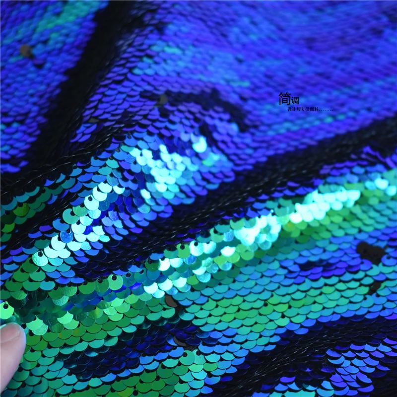 Blue-green Gradient Mesh Printing Dyed Fabric Illusion Fish Scale Sequin Skirt Coat Decorated with Two-tone Design Fabrics