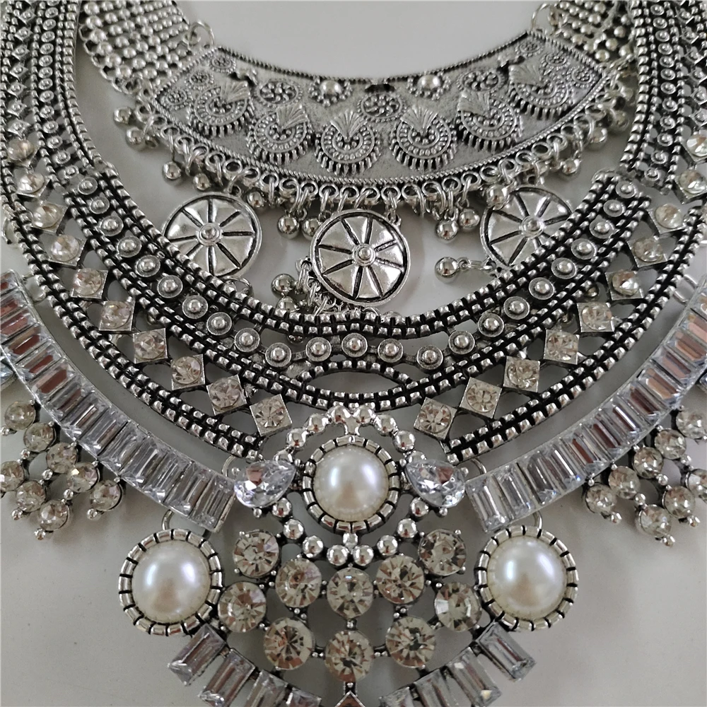 2024 New Indian Vintage Statement Large Collar Necklace Earrings Women Jewelry Set Ethnic Retro Silver Plated Metal Big Necklace