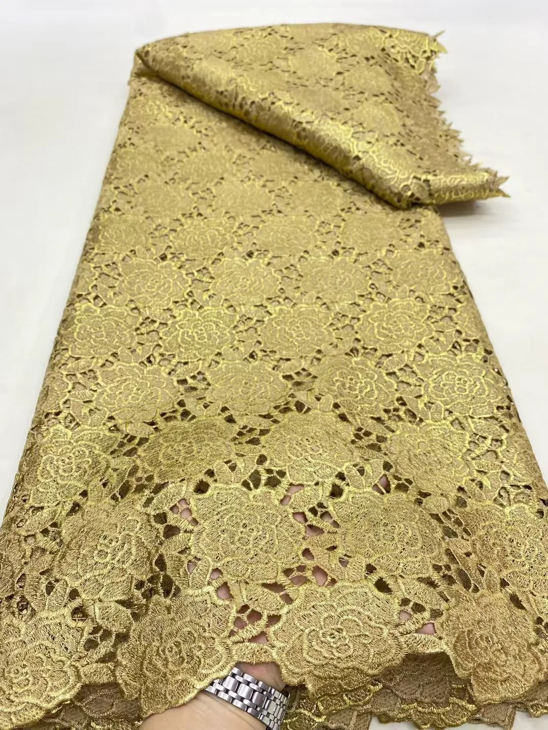 

Африканский нигерийский 2025 г., высокое качество, кружевная ткань с вышивкой, тюль, свадебное платье, гипюр, водорастворимые блестки, 5 ярдов DP0450