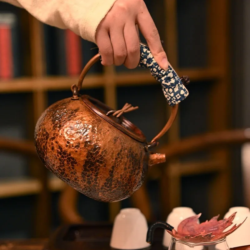 Pure Red Copper Bail Kettle Hand Hammered Vintage Finish Fire Resistant For Home Stovetop Chinese Retro Gongfu Teapot
