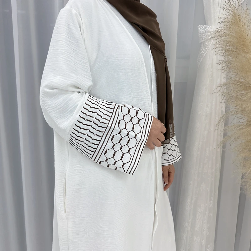 Fashion Embroidery Kimono Oversized Muslim Robe Abaya Female Full Length Opened Muslim abaya Worship Service Abayas Robe