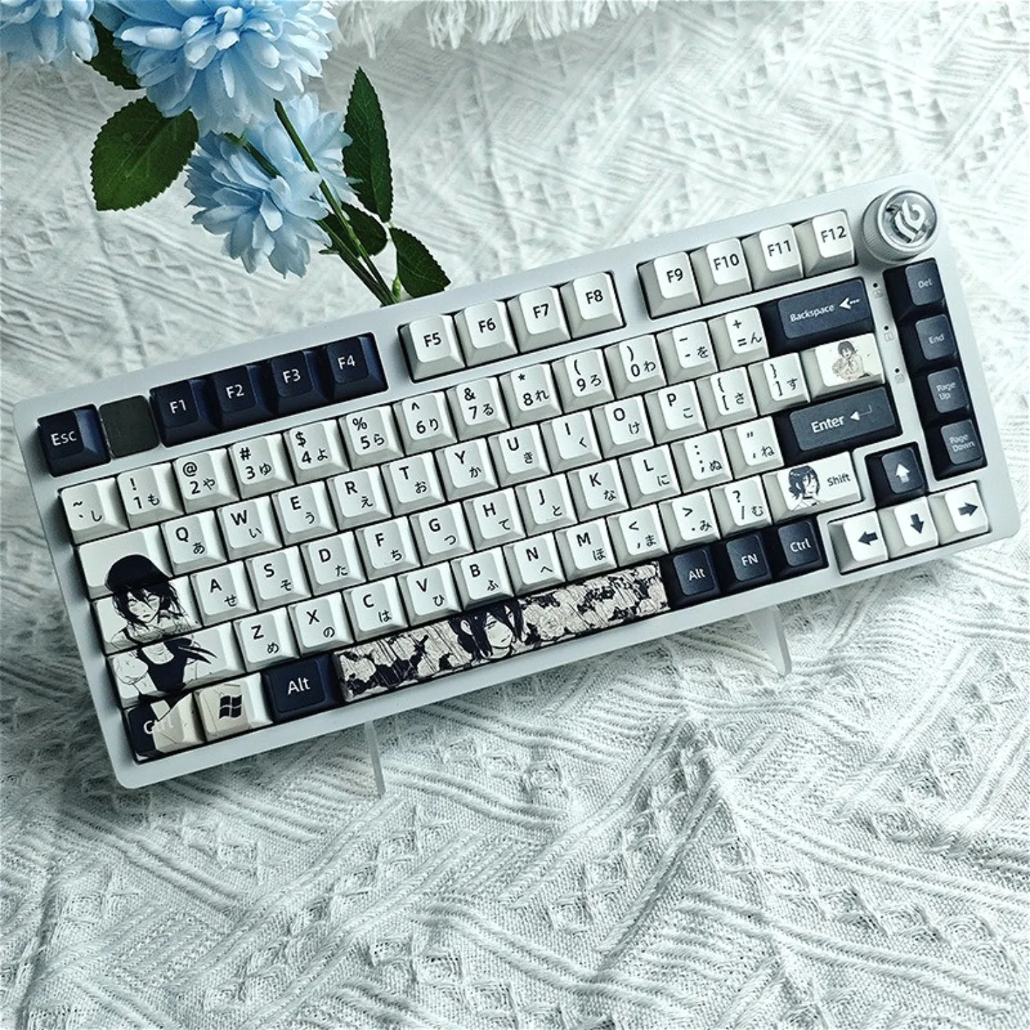 

Chainsaw Themed Cherry Keychain PBT 132 Key Anime Personalized Japanese for 60/64/84/98/108 Mechanical Keyboard