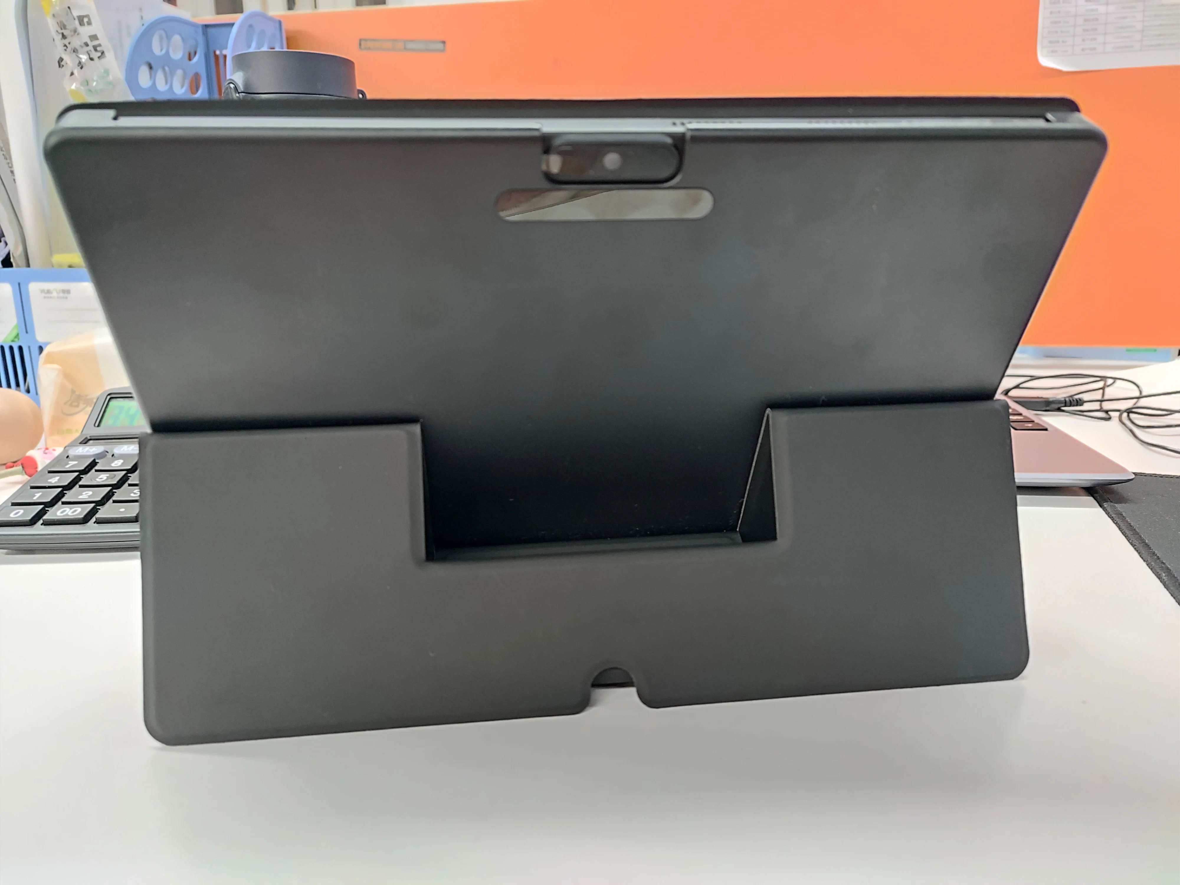 Tablet HYC-2-in-1, 10,1 polegadas, tela IPS de resolução 1280 * 800, processador N4020, 2,8 GHz, 2MP + 5MP, 8 + 128GB